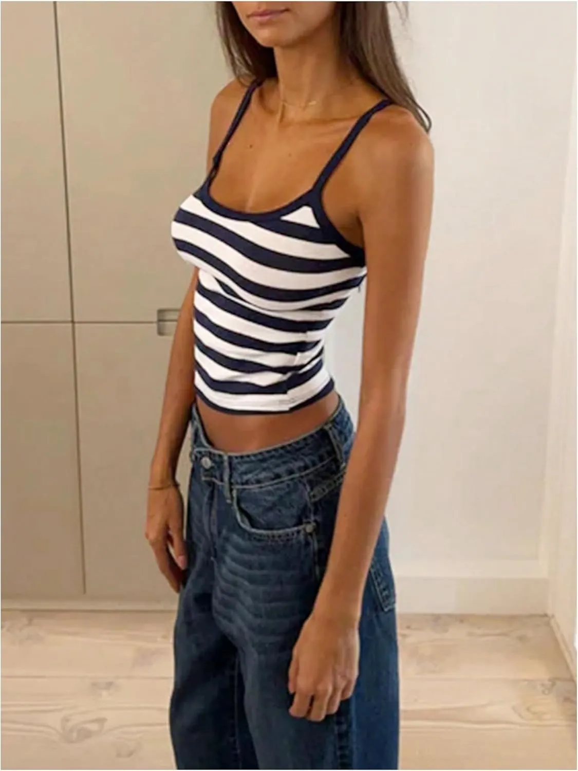GORGLITTER Women's Striped Crop Cami Top Casual Y2k Sleeveless Square Neck Cami Camisole