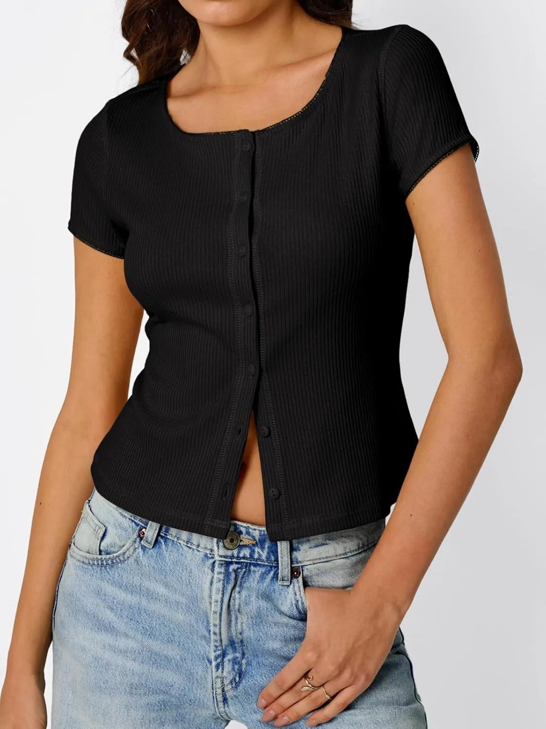 Trendy Queen Womens Summer Short Sleeve Cardigans 2025 Lightweight Button Down Shirts Fashion Casual Tops